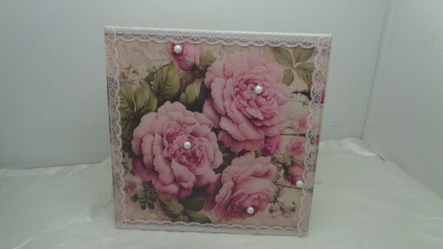 Caixa Decorada com Rosas