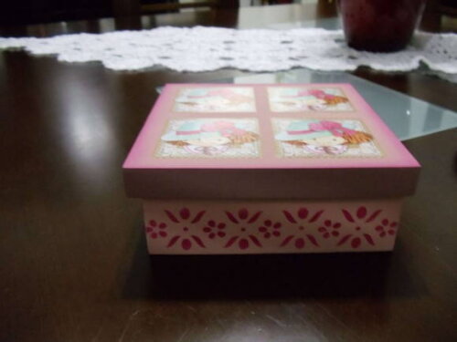 Caixa em Mdf,meninas