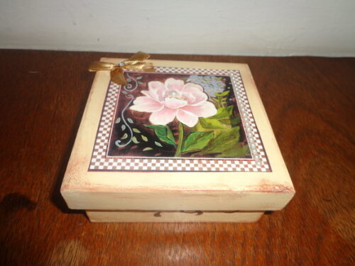 Caixa Flor Rosada-