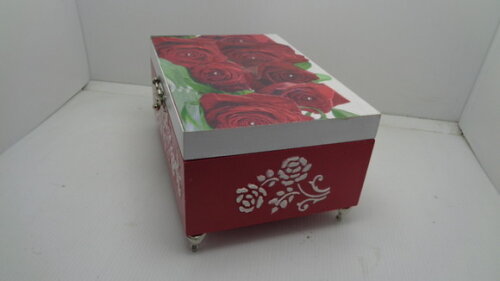 Caixa Roses,em Mdf,decorada