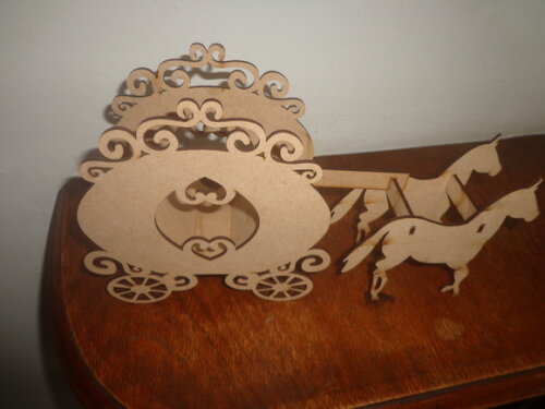 Carruagem com Cavalos a Laser