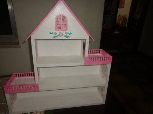 Casa de Bonecas em mdf Pintada