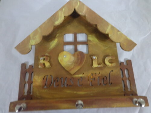 Casinha Deus È Fiel