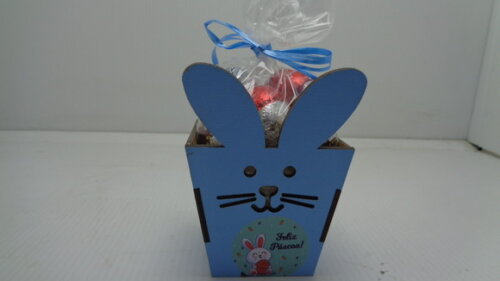 Coelhinho com Mini Ovinhos de Chocolate