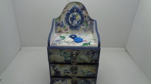Cômoda Decorada com 3 Gavetas