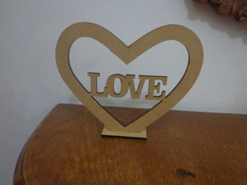 Coração Love Pequeno