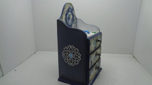Cômoda Decorada com 3 Gavetas