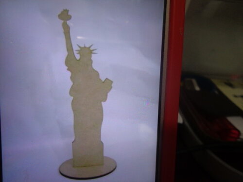 Estatua da Liberdade em mdf