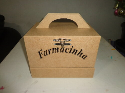 Farmacinha em mdf