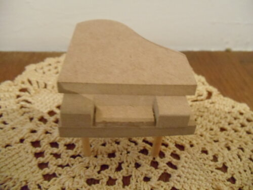 Mini Piano em mdf