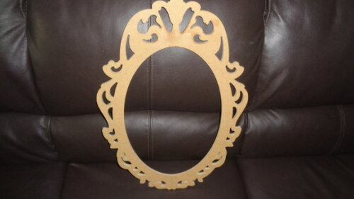 MOldura Oval Decorada