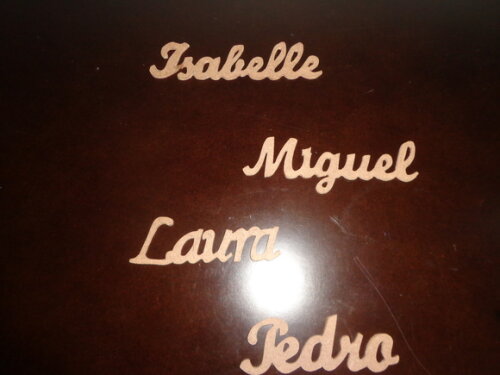 Nomes em Mdf--letras Pequenas-pintado