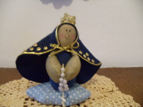 Nossa Senhora em Tecido