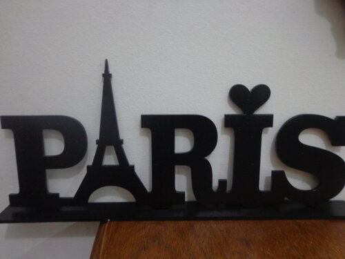 Palavra Paris em mdf