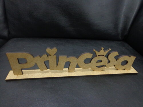 Palavra Princesa em mdf