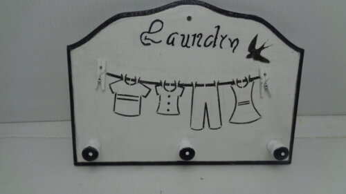 Placa Lavanderia com Pitons para Pendurar