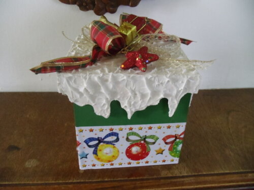 Porta Panetone em Mdf-black Friday
