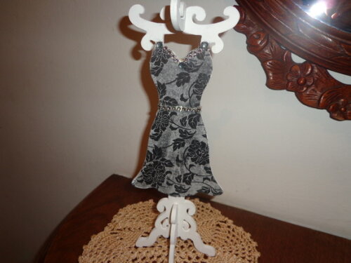 Vestido no Mancebo em mdf