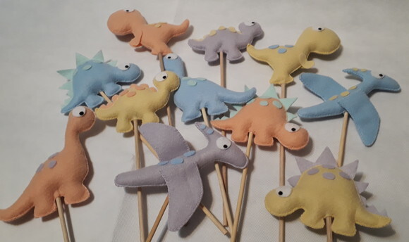 Dinossauro Colorido de Feltro no Palito