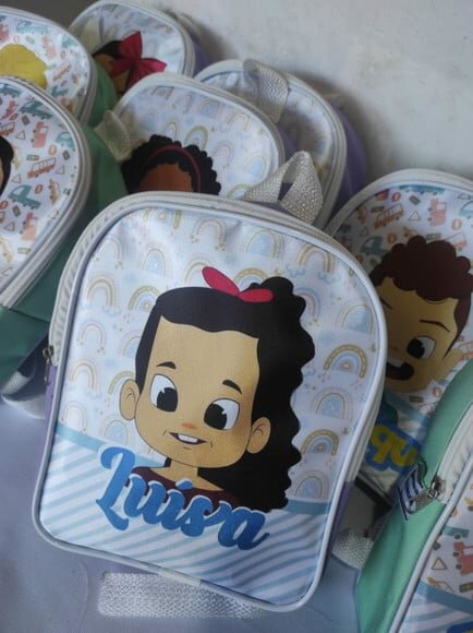 Mochila Daminhas e Temas