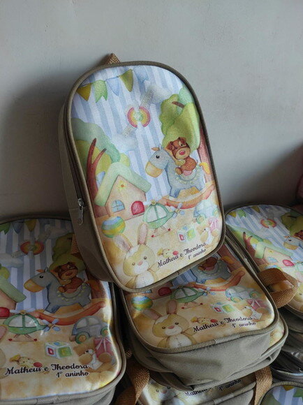 Mochila Personalizada Tema Brinquedos
