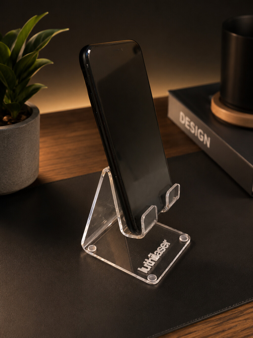 Suporte de mesa para celular em acrílico com personalização a 