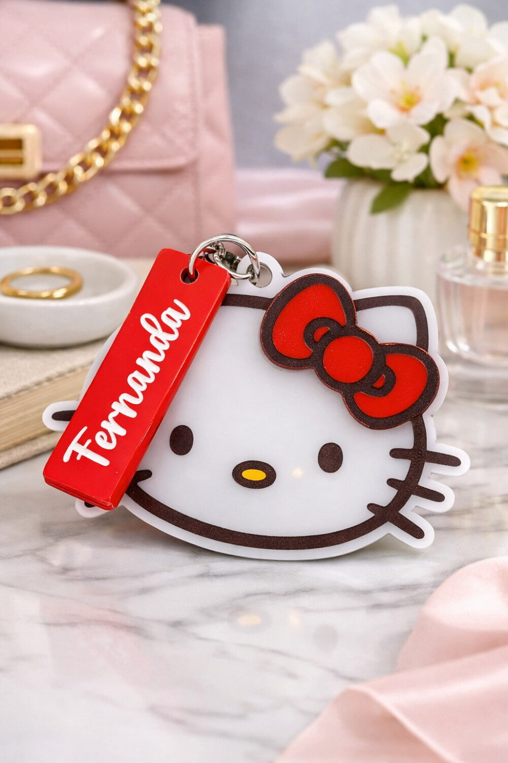 Chaveiro Hello Kitty em acrílico personalizado