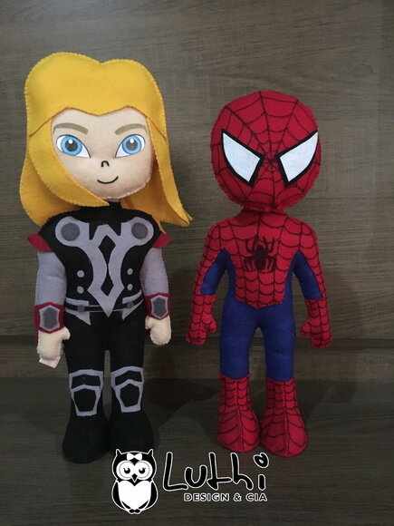 Bonecos Super Heróis em feltro