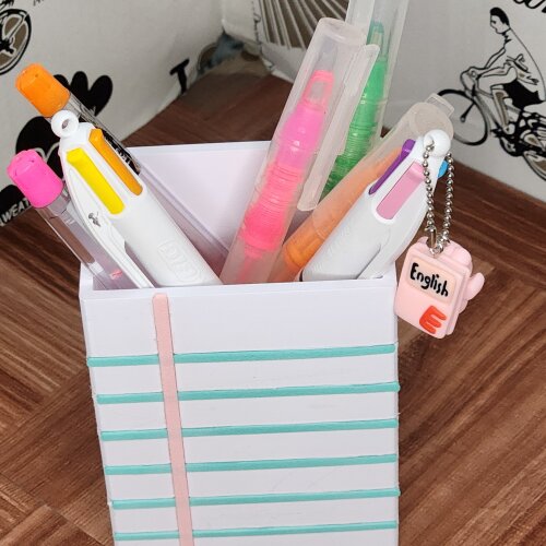 Porta Canetas Folha de Caderno