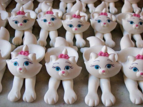 Forminha para doces Gata Marie