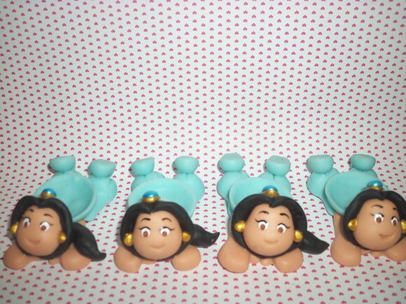 Forminhas em biscuit Alladin