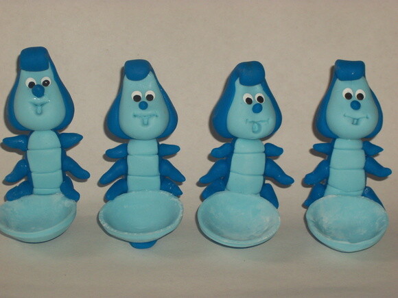forminhas para doces Lagarta azul