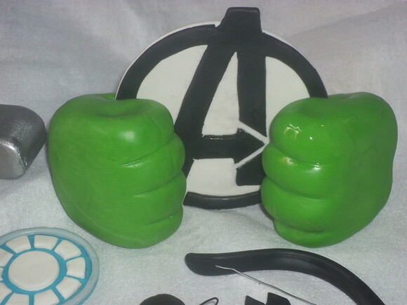 Kit topo de bolo Avengers