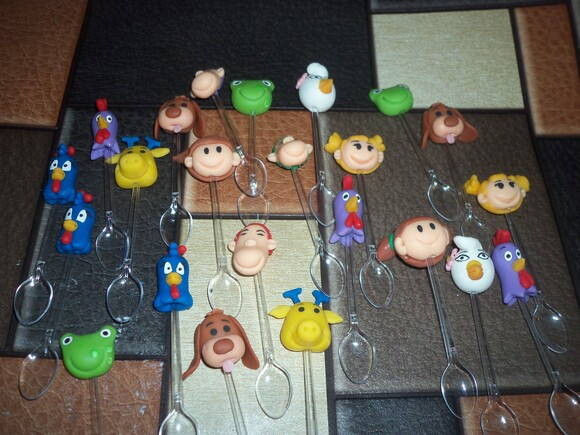 mini colher turma da galinha pintadinha