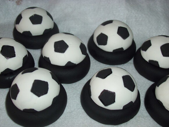 Potes de papinha Futebol.