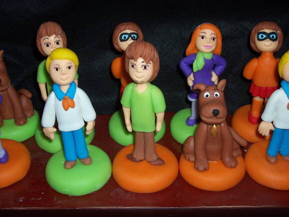 Potes de papinha Scooby e sua turma