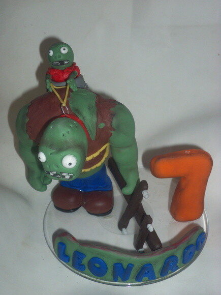 Topo de Bolo Zombie And Plant