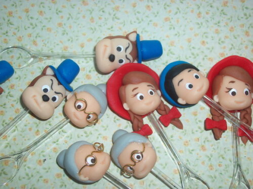 20 Colheres de Acrilico Chapeuzinho Vermelho