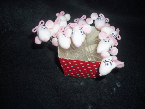 20 colheres para brigadeiro Angelina Ballerina