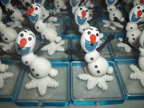 Caixinha de acrlico Olaf.