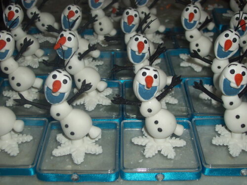 Caixinha de acrlico Olaf.