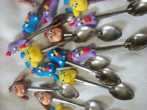 Colheres em inox Galinha pintadinha