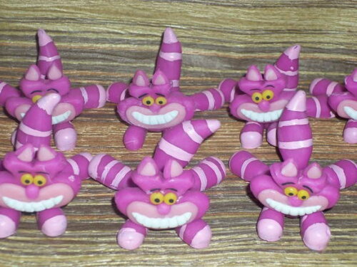 forminhas para docinhos Alice