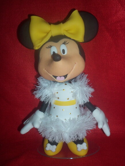 Minnie com 30 cm