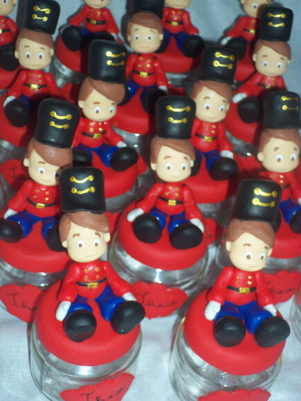 Potes de Papinha Soldadinho de Chumbo