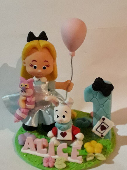 Topo de bolo Alice