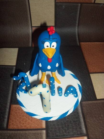 Topo Galinha Pintadinha com vela.