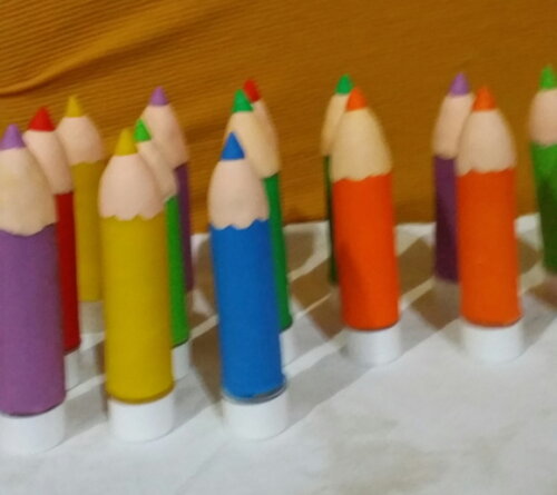 Tubetes pintando o 7