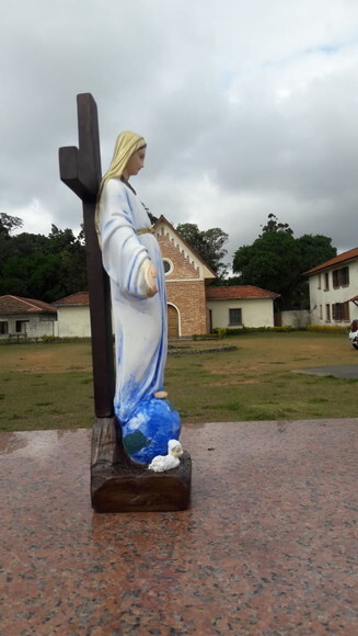 Nossa Senhora de Todos os Povos 40 cm