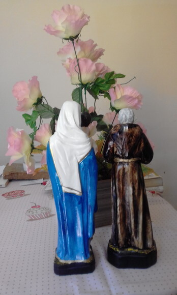 Nossa Senhora Rainha dos Apóstolos e Padre Pio